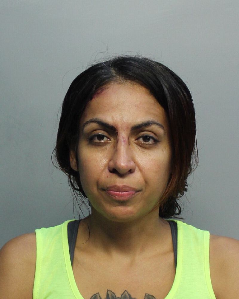 Talia Diaz fotografia del sheriff oficial del condado de Broward