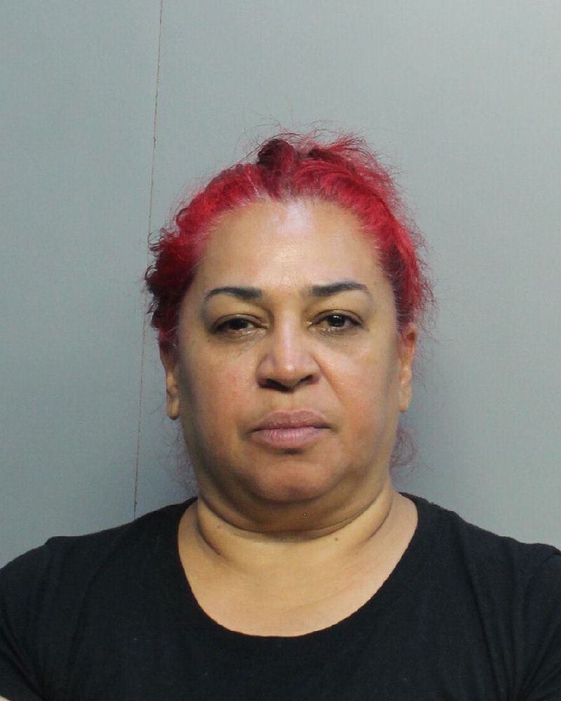 Eneida Alvarado fotografia del sheriff oficial del condado de Broward