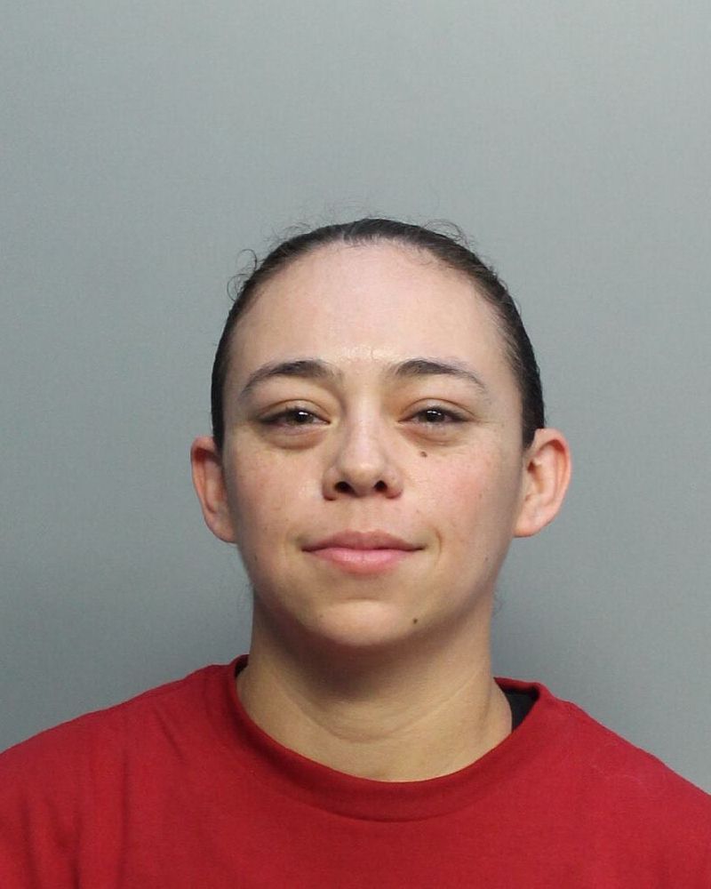 Isamar Cruz fotografia del sheriff oficial del condado de Broward