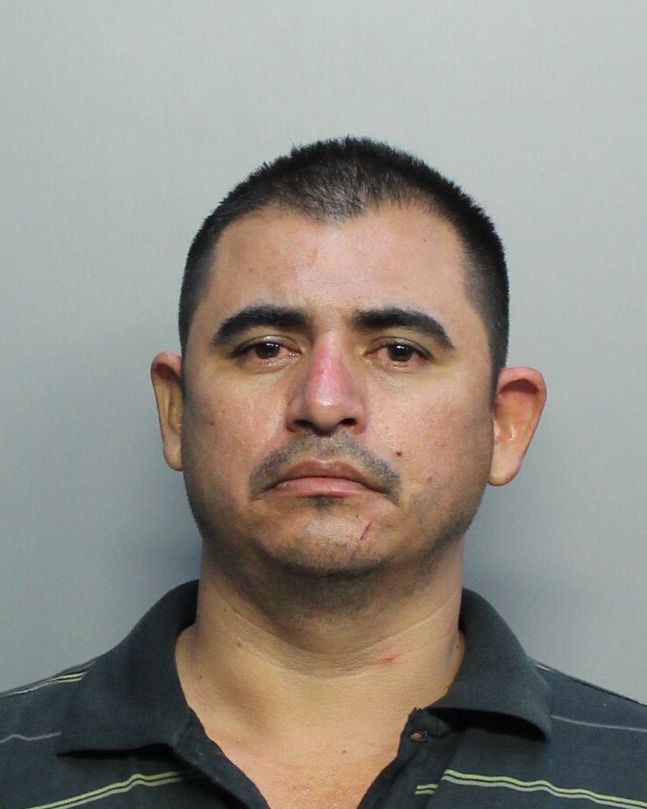 Edwardo Alvardo fotografia del sheriff oficial del condado de Broward