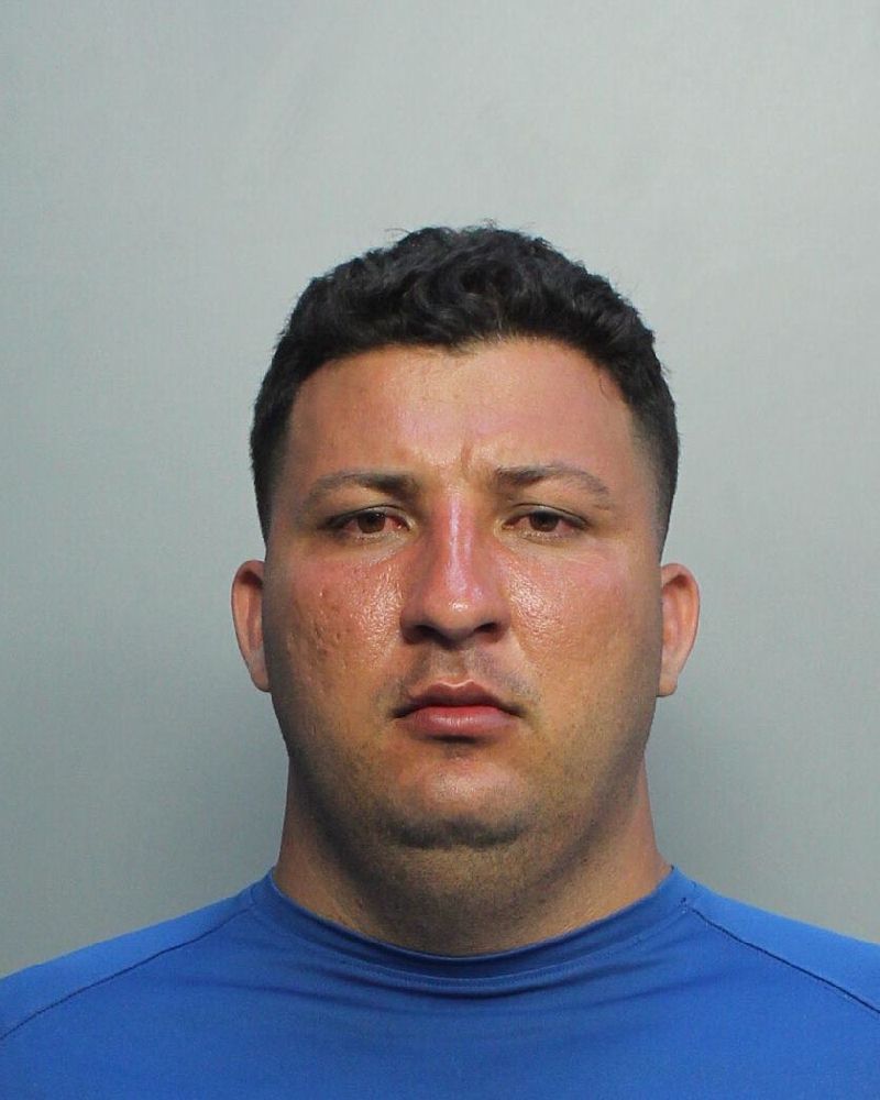 Oscar Calzadilla fotografia del sheriff oficial del condado de Broward