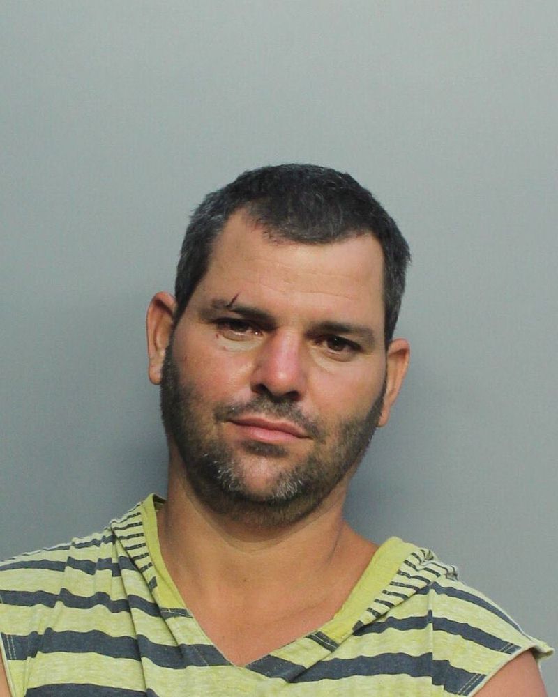 Yeiran Corrales fotografia del sheriff oficial del condado de Broward