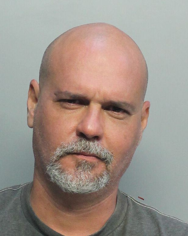 Jaiker Faxas fotografia del sheriff oficial del condado de Broward